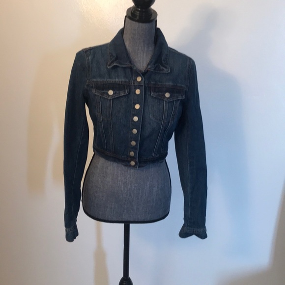 Cropped style jean jacket - Picture 1 of 8